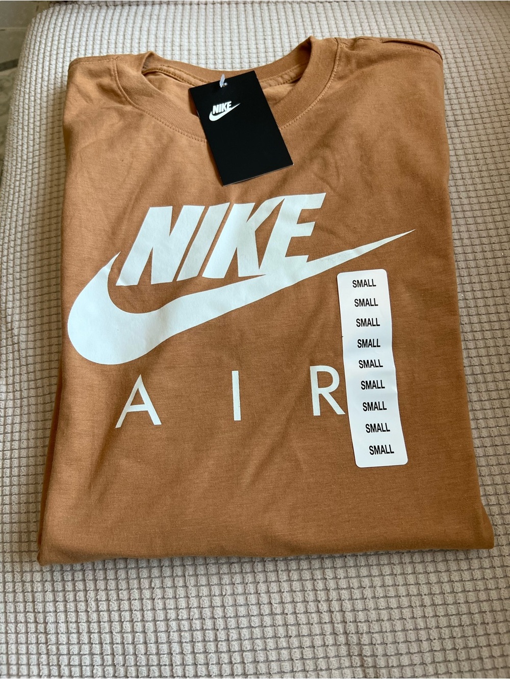 Nike Men’s Air Logo T-Shirt — Rust Brown with White Graphic brand new size S